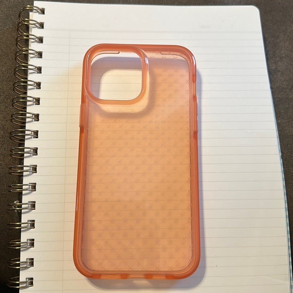 iPhone 13 Pro Max Tech21 Coral case